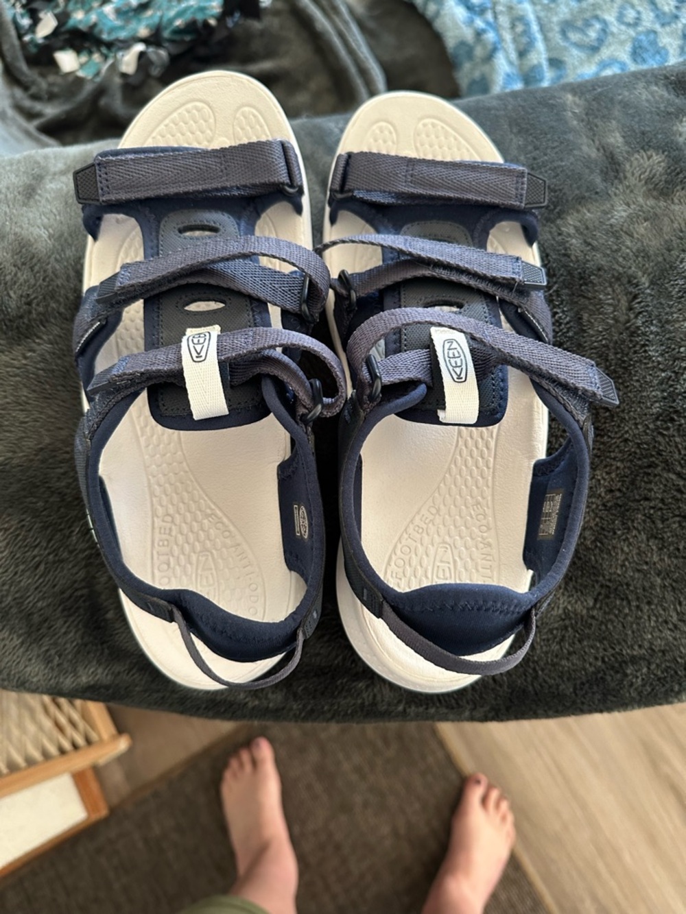 Brand New Keen Navy and White Adjustable Strappy Sandals